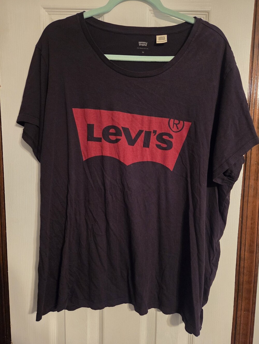 Levi's Black Short Sleeve Tee with Red Batwing Logo